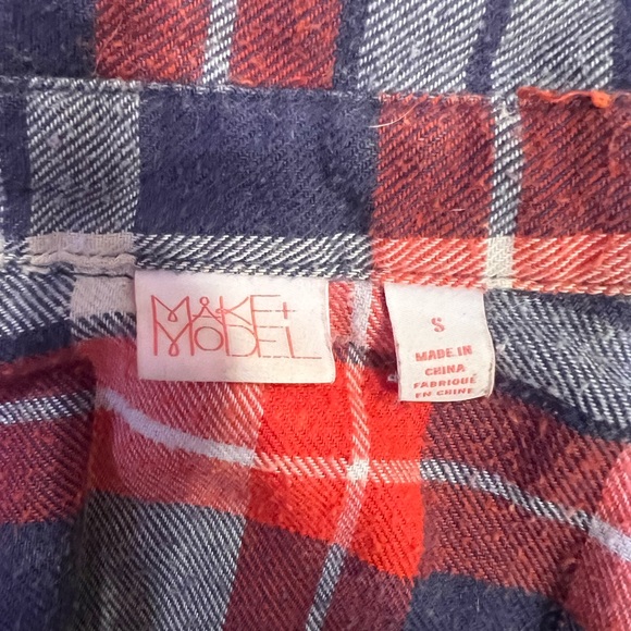 Flannel size small, red white and blue - Picture 3 of 3